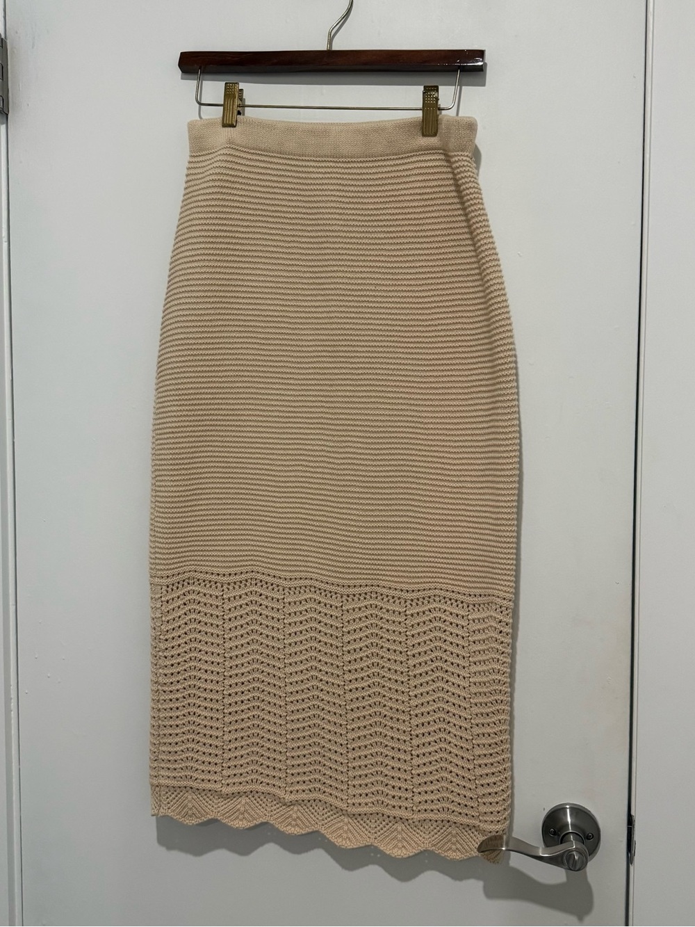 House of Harlow 1960 Knit Midi Skirt Cream Beige Crochet Scalloped Hem S